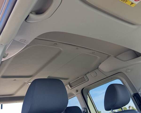 Коричневый Фольксваген Кадди, объемом двигателя 1.6 л и пробегом 287 тыс. км за 11200 $, фото 2 на Automoto.ua