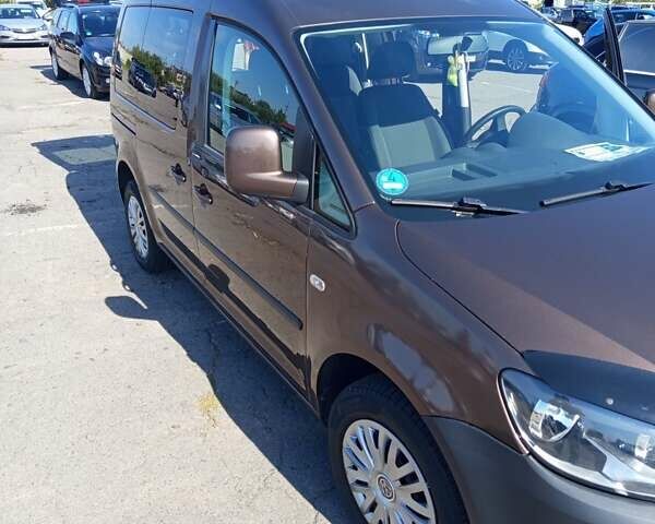 Коричневый Фольксваген Кадди, объемом двигателя 1.6 л и пробегом 287 тыс. км за 11200 $, фото 17 на Automoto.ua