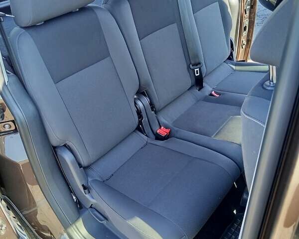 Коричневый Фольксваген Кадди, объемом двигателя 1.6 л и пробегом 287 тыс. км за 11000 $, фото 20 на Automoto.ua