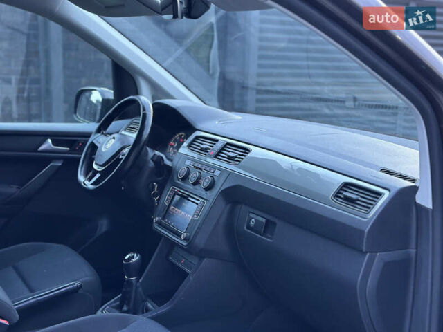 Коричневый Фольксваген Кадди, объемом двигателя 2 л и пробегом 186 тыс. км за 15950 $, фото 24 на Automoto.ua