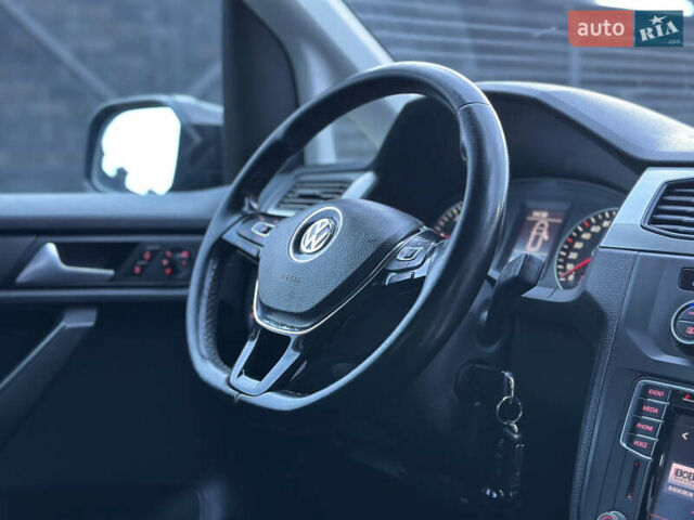 Коричневый Фольксваген Кадди, объемом двигателя 2 л и пробегом 186 тыс. км за 15950 $, фото 26 на Automoto.ua