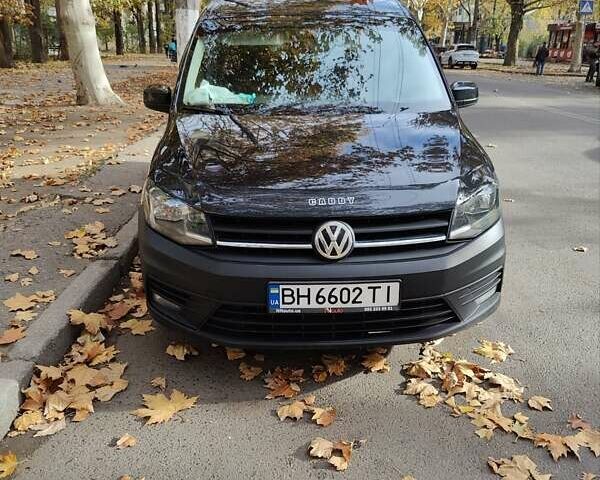 Коричневый Фольксваген Кадди, объемом двигателя 1.97 л и пробегом 180 тыс. км за 13500 $, фото 3 на Automoto.ua