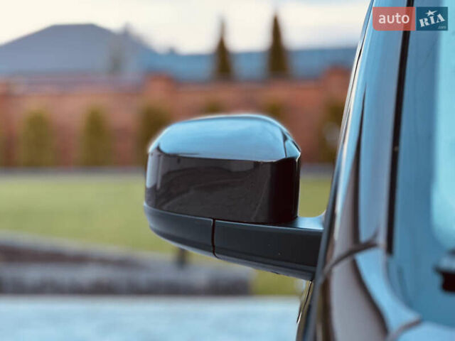 Коричневый Фольксваген Кадди, объемом двигателя 2 л и пробегом 186 тыс. км за 15950 $, фото 19 на Automoto.ua