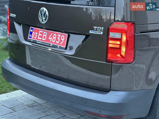 Коричневый Фольксваген Кадди, объемом двигателя 2 л и пробегом 186 тыс. км за 15950 $, фото 22 на Automoto.ua