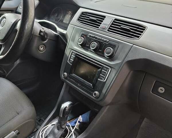 Коричневый Фольксваген Кадди, объемом двигателя 1.97 л и пробегом 180 тыс. км за 13500 $, фото 2 на Automoto.ua