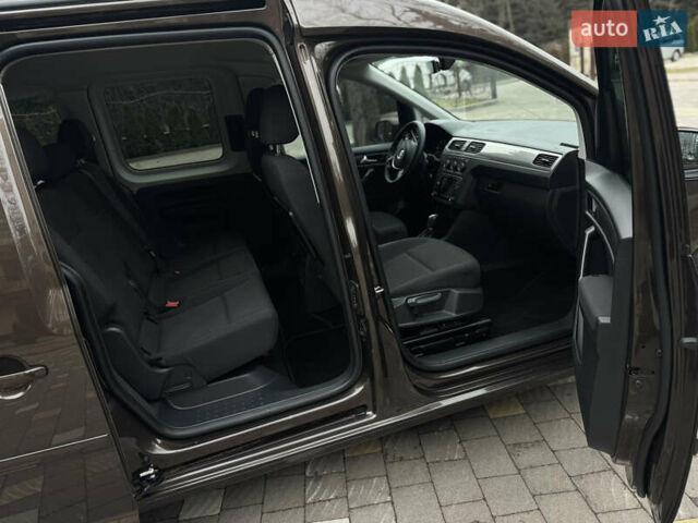 Коричневий Фольксваген Кадді, об'ємом двигуна 2 л та пробігом 186 тис. км за 19899 $, фото 65 на Automoto.ua