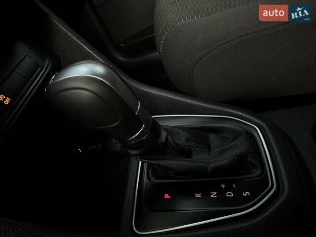 Коричневий Фольксваген Кадді, об'ємом двигуна 2 л та пробігом 186 тис. км за 19899 $, фото 79 на Automoto.ua