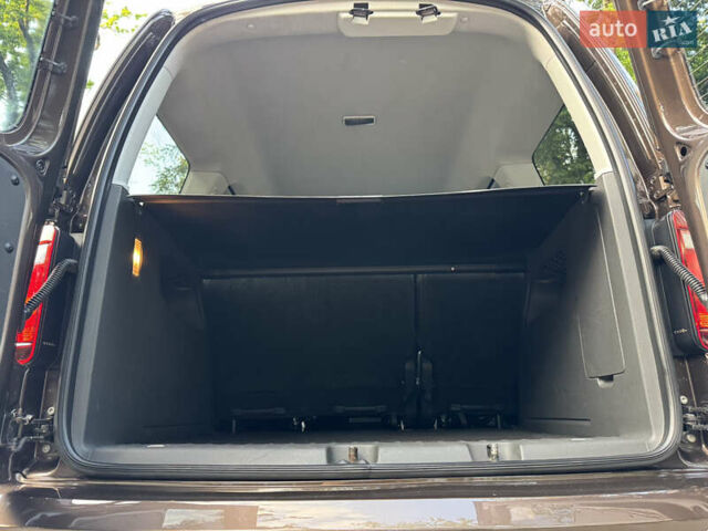 Коричневий Фольксваген Кадді, об'ємом двигуна 2 л та пробігом 186 тис. км за 19899 $, фото 109 на Automoto.ua