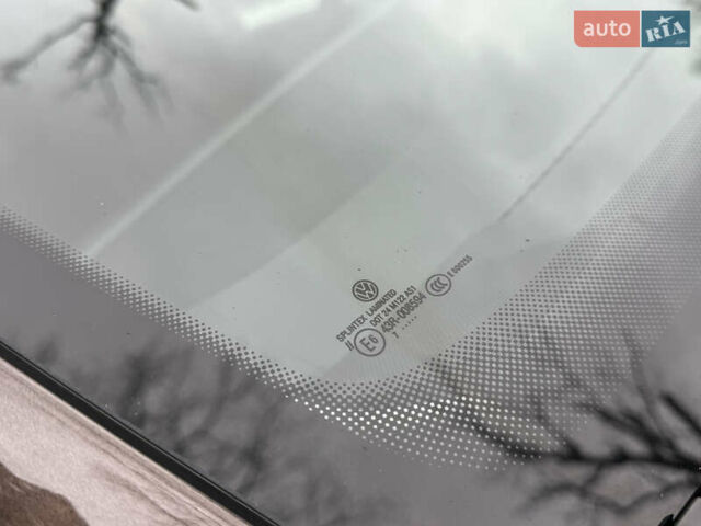 Коричневый Фольксваген Кадди, объемом двигателя 2 л и пробегом 186 тыс. км за 19899 $, фото 191 на Automoto.ua