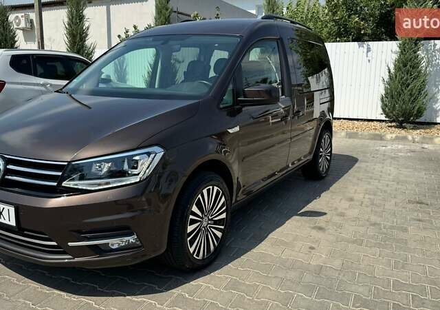 Коричневый Фольксваген Кадди, объемом двигателя 1.97 л и пробегом 189 тыс. км за 18800 $, фото 1 на Automoto.ua