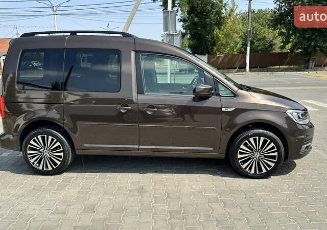 Коричневый Фольксваген Кадди, объемом двигателя 1.97 л и пробегом 189 тыс. км за 18800 $, фото 3 на Automoto.ua