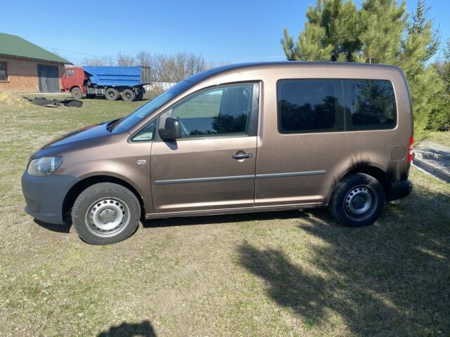 Фольксваген Кадди 2011 в Александрие на Automoto.ua Коричневый Фольксваген Кадди, объемом двигателя 2 л и пробегом 351 тыс. км за 8000 $, фото 3 на Automoto.ua