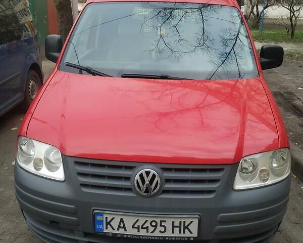 Красный Фольксваген Кадди, объемом двигателя 1.6 л и пробегом 80 тыс. км за 7000 $, фото 12 на Automoto.ua