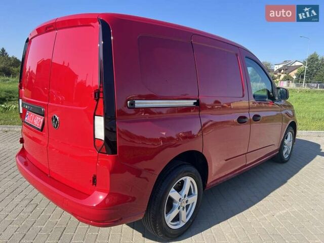 Красный Фольксваген Кадди, объемом двигателя 1.97 л и пробегом 140 тыс. км за 15999 $, фото 4 на Automoto.ua