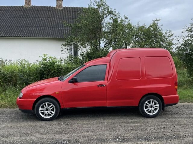 Красный Фольксваген Кадди, объемом двигателя 1.6 л и пробегом 300 тыс. км за 1850 $, фото 6 на Automoto.ua