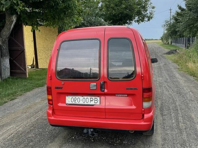 Красный Фольксваген Кадди, объемом двигателя 1.6 л и пробегом 300 тыс. км за 1850 $, фото 11 на Automoto.ua