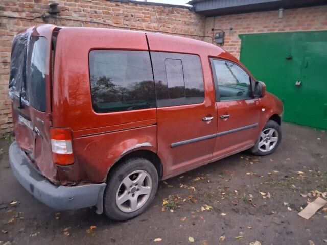 Красный Фольксваген Кадди, объемом двигателя 1.9 л и пробегом 360 тыс. км за 3000 $, фото 2 на Automoto.ua