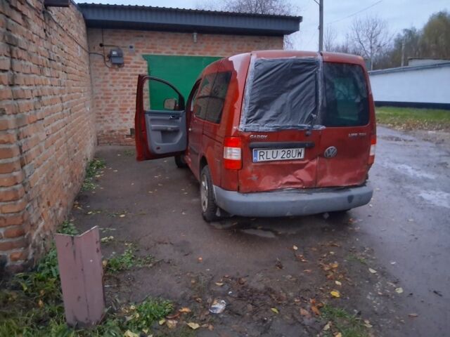 Красный Фольксваген Кадди, объемом двигателя 1.9 л и пробегом 360 тыс. км за 3000 $, фото 3 на Automoto.ua