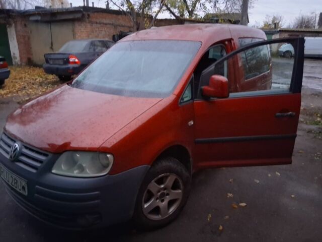 Красный Фольксваген Кадди, объемом двигателя 1.9 л и пробегом 360 тыс. км за 3000 $, фото 1 на Automoto.ua