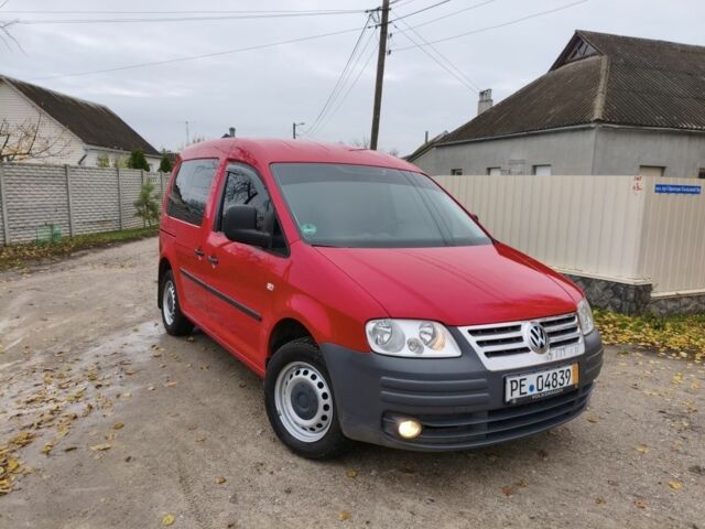 Червоний Фольксваген Кадді, об'ємом двигуна 2 л та пробігом 188 тис. км за 8800 $, фото 2 на Automoto.ua