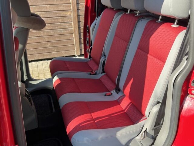 Червоний Фольксваген Кадді, об'ємом двигуна 1.4 л та пробігом 235 тис. км за 7200 $, фото 1 на Automoto.ua