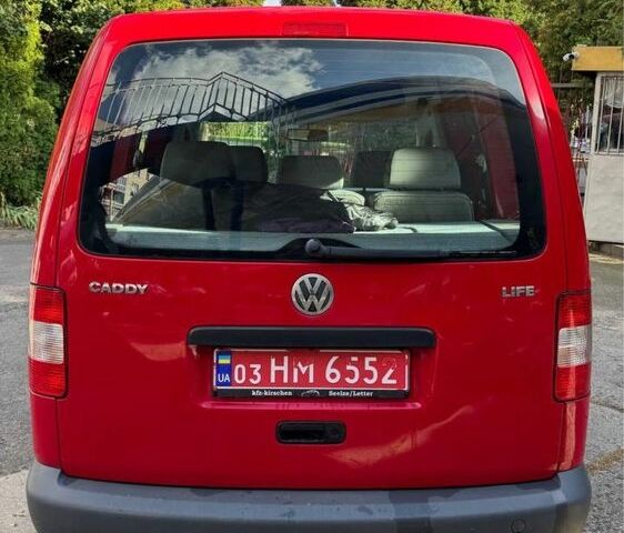 Красный Фольксваген Кадди, объемом двигателя 1.4 л и пробегом 272 тыс. км за 6900 $, фото 5 на Automoto.ua