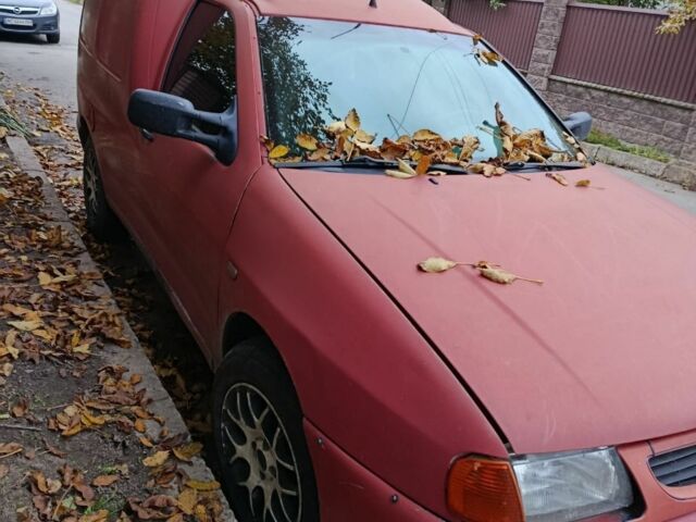 Красный Фольксваген Кадди, объемом двигателя 0 л и пробегом 333 тыс. км за 1350 $, фото 1 на Automoto.ua