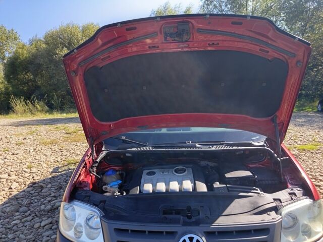 Красный Фольксваген Кадди, объемом двигателя 0 л и пробегом 380 тыс. км за 5600 $, фото 6 на Automoto.ua