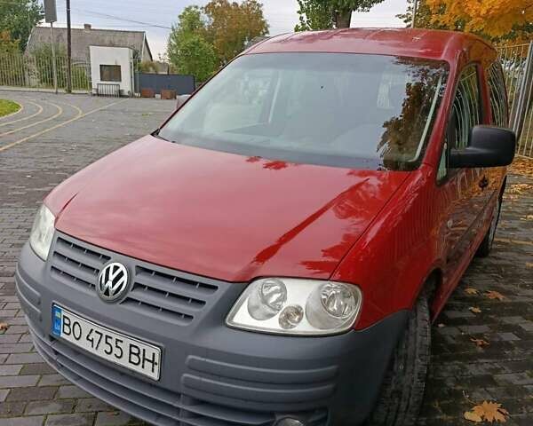 Червоний Фольксваген Кадді, об'ємом двигуна 1.6 л та пробігом 340 тис. км за 4650 $, фото 2 на Automoto.ua