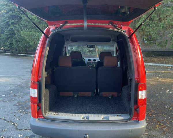 Красный Фольксваген Кадди, объемом двигателя 1.9 л и пробегом 246 тыс. км за 5900 $, фото 16 на Automoto.ua