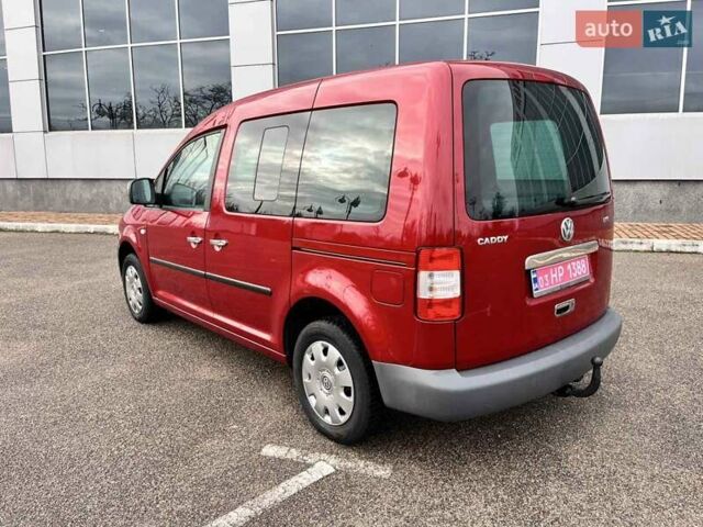 Красный Фольксваген Кадди, объемом двигателя 1.6 л и пробегом 220 тыс. км за 6950 $, фото 11 на Automoto.ua