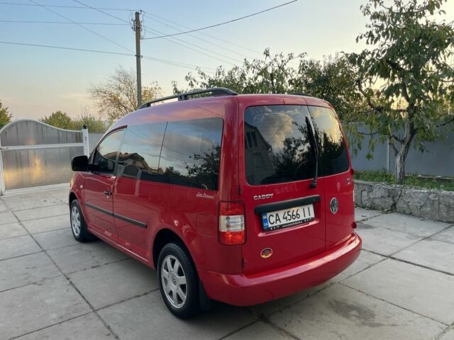 Красный Фольксваген Кадди, объемом двигателя 1.9 л и пробегом 269 тыс. км за 7000 $, фото 2 на Automoto.ua
