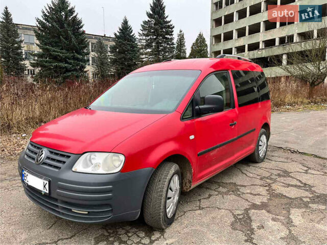 Красный Фольксваген Кадди, объемом двигателя 1.97 л и пробегом 300 тыс. км за 5500 $, фото 8 на Automoto.ua