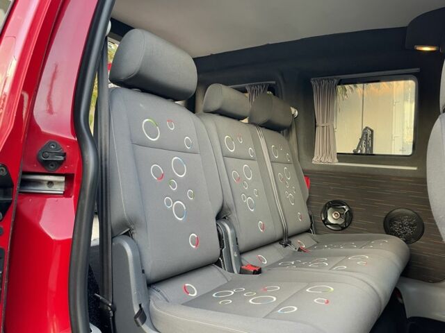 Красный Фольксваген Кадди, объемом двигателя 1.9 л и пробегом 269 тыс. км за 7000 $, фото 12 на Automoto.ua