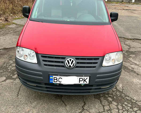 Красный Фольксваген Кадди, объемом двигателя 1.97 л и пробегом 300 тыс. км за 5500 $, фото 1 на Automoto.ua