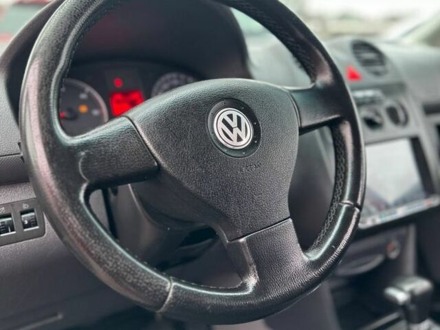 Красный Фольксваген Кадди, объемом двигателя 1.9 л и пробегом 337 тыс. км за 7500 $, фото 6 на Automoto.ua