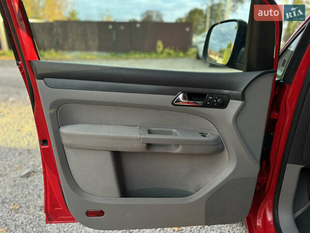 Фольксваген Кадди 2006 в Виннице на Automoto.ua Красный Фольксваген Кадди, объемом двигателя 1.6 л и пробегом 200 тыс. км за 6800 $, фото 22 на Automoto.ua