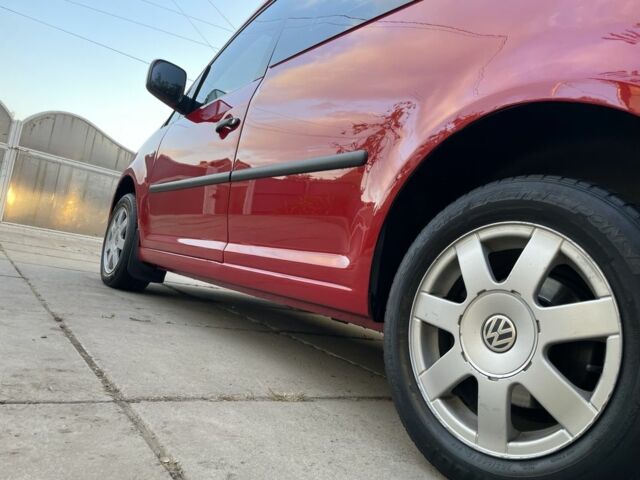 Красный Фольксваген Кадди, объемом двигателя 1.9 л и пробегом 269 тыс. км за 7000 $, фото 3 на Automoto.ua