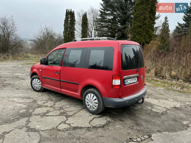 Красный Фольксваген Кадди, объемом двигателя 1.97 л и пробегом 300 тыс. км за 5500 $, фото 11 на Automoto.ua