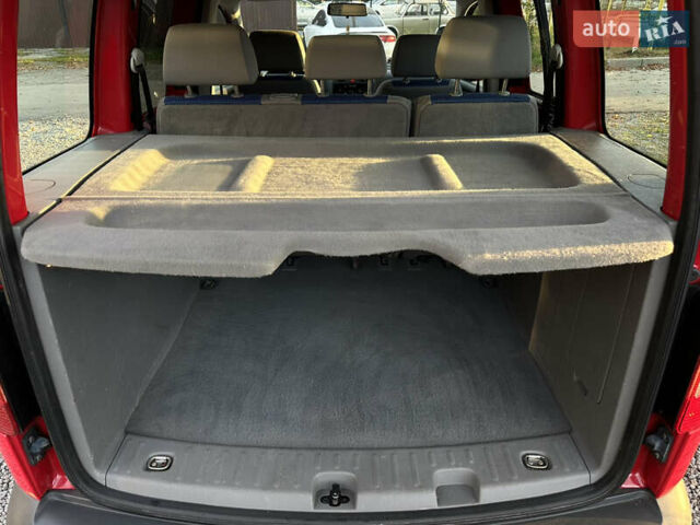 Фольксваген Кадди 2006 в Виннице на Automoto.ua Красный Фольксваген Кадди, объемом двигателя 1.6 л и пробегом 200 тыс. км за 6800 $, фото 34 на Automoto.ua