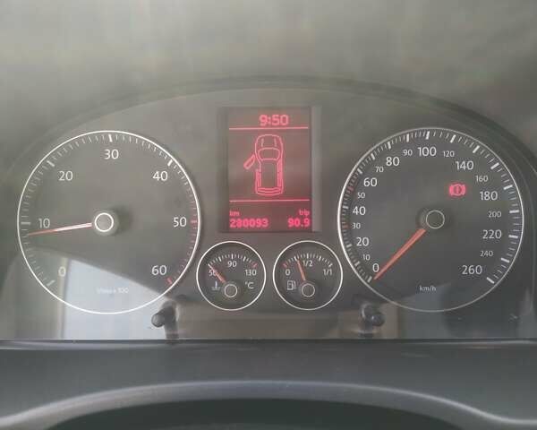 Красный Фольксваген Кадди, объемом двигателя 1.9 л и пробегом 282 тыс. км за 7300 $, фото 22 на Automoto.ua