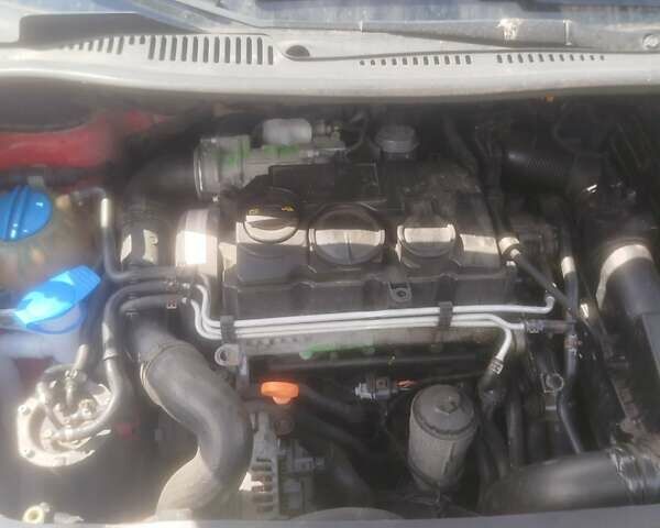 Красный Фольксваген Кадди, объемом двигателя 1.9 л и пробегом 353 тыс. км за 5500 $, фото 22 на Automoto.ua