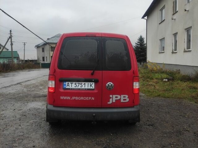 Красный Фольксваген Кадди, объемом двигателя 2 л и пробегом 226 тыс. км за 4600 $, фото 5 на Automoto.ua