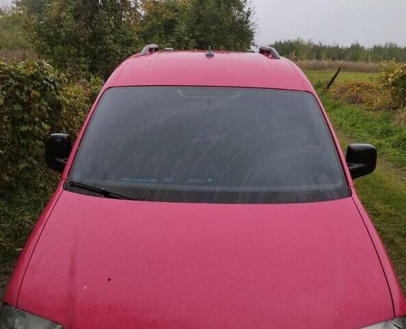 Красный Фольксваген Кадди, объемом двигателя 1.9 л и пробегом 431 тыс. км за 6500 $, фото 1 на Automoto.ua