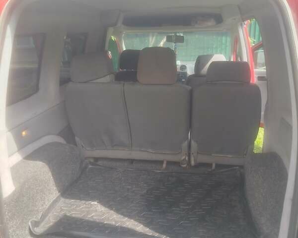 Красный Фольксваген Кадди, объемом двигателя 1.9 л и пробегом 353 тыс. км за 5500 $, фото 30 на Automoto.ua