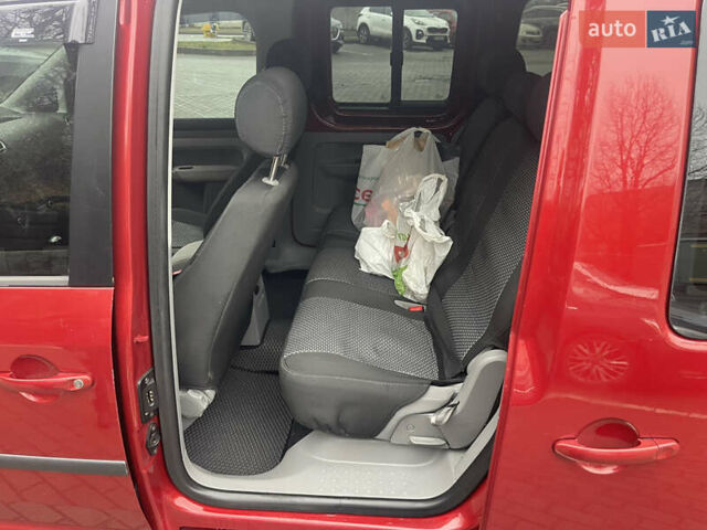 Красный Фольксваген Кадди, объемом двигателя 1.98 л и пробегом 250 тыс. км за 7500 $, фото 13 на Automoto.ua