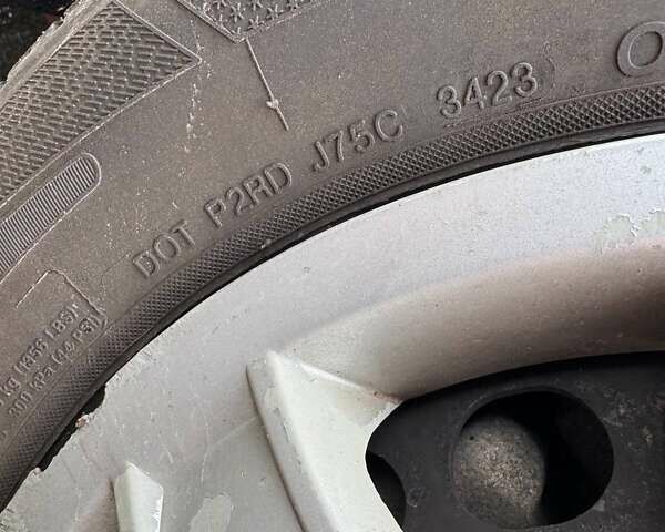 Красный Фольксваген Кадди, объемом двигателя 1.6 л и пробегом 211 тыс. км за 6899 $, фото 36 на Automoto.ua
