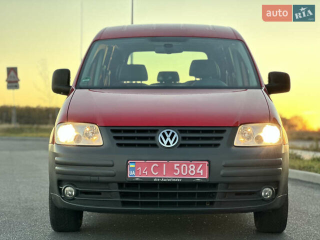 Красный Фольксваген Кадди, объемом двигателя 1.6 л и пробегом 210 тыс. км за 8999 $, фото 24 на Automoto.ua