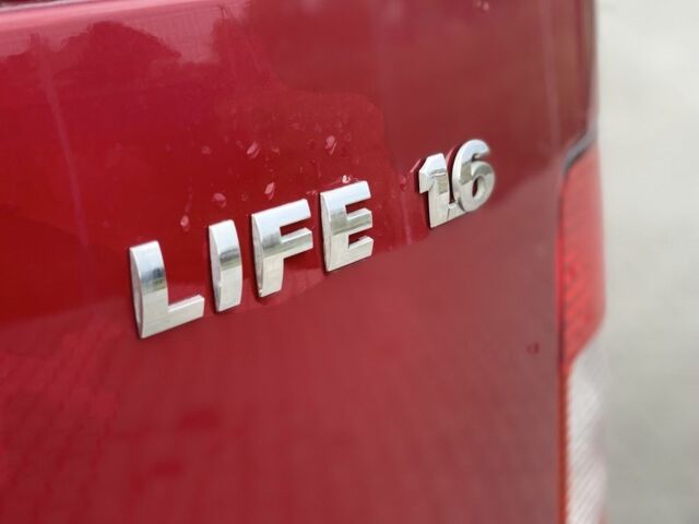 Красный Фольксваген Кадди, объемом двигателя 1.6 л и пробегом 173 тыс. км за 7300 $, фото 18 на Automoto.ua