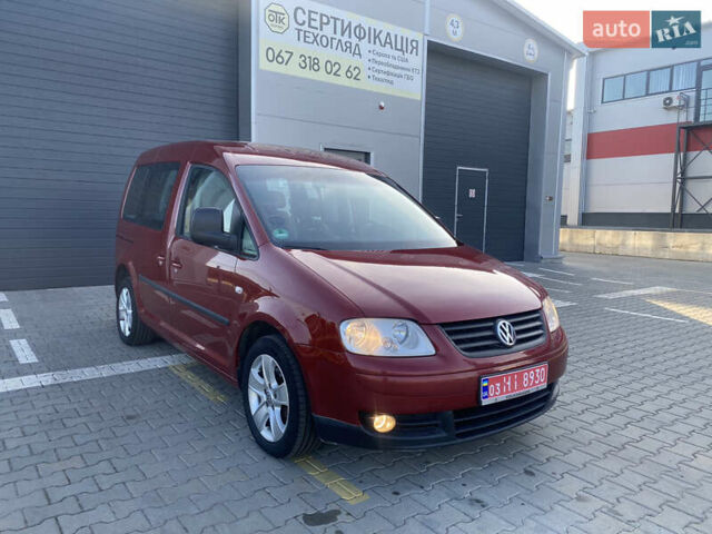 Красный Фольксваген Кадди, объемом двигателя 1.6 л и пробегом 173 тыс. км за 6299 $, фото 2 на Automoto.ua